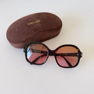 New! Tom Ford FT1034 52F Hanley Women Tortoiseshell Sunglasses with Pink Lenses